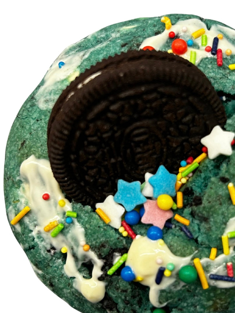 Magic Oreo Cookie